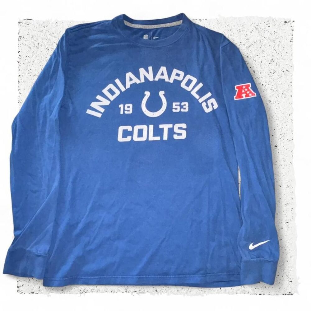 Nike Men's Blue T-shirt